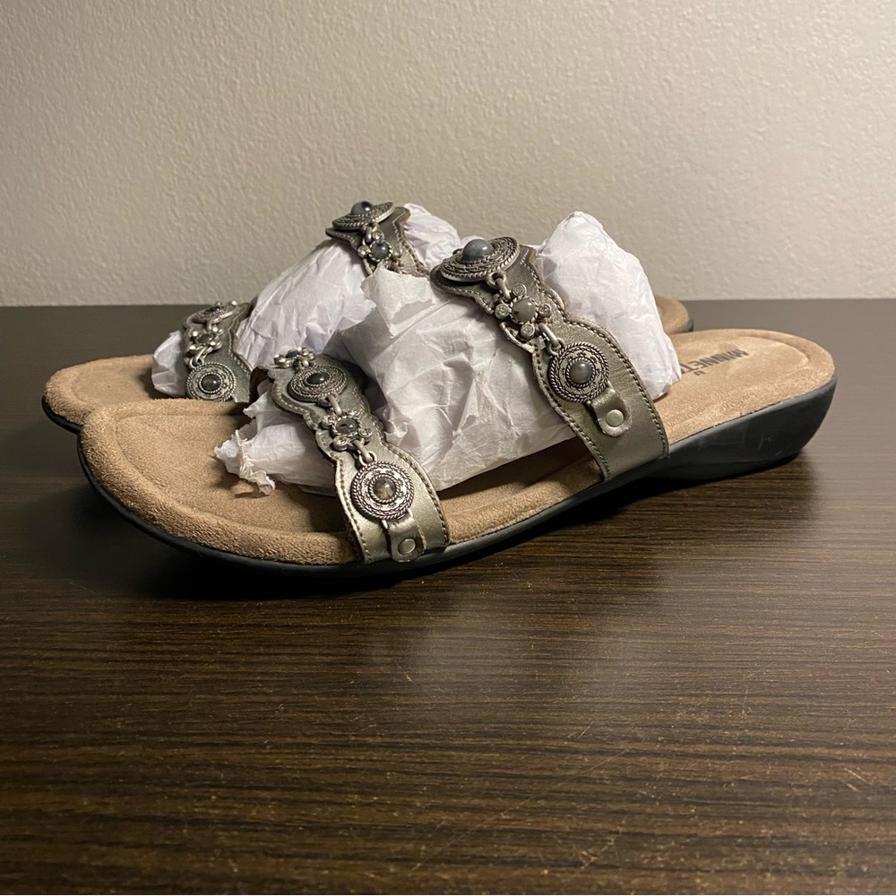 Minnetonka Women's Pewter and Silver Sandals, size 9, leather upper